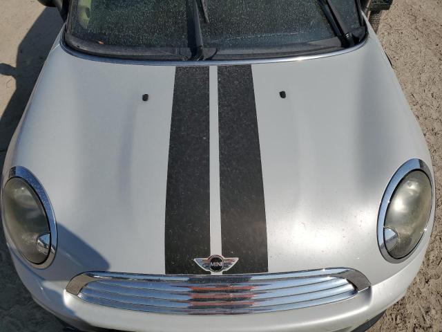 Photo 11 from auction – 2011 MINI COOPER CLUBMAN with VIN WMWZF3C57BTX81533