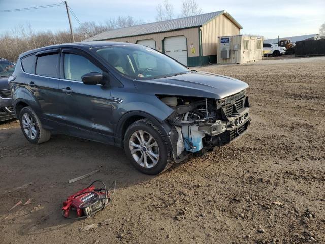 Photo 4 from auction – 2017 FORD ESCAPE SE with VIN 1FMCU0GD0HUB20519