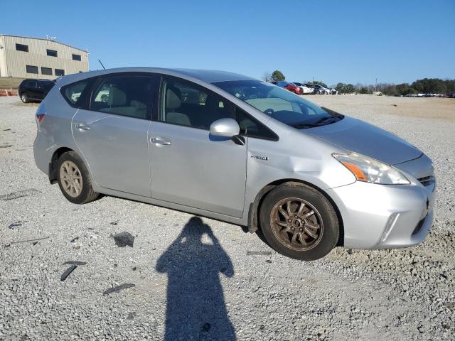 Photo 4 from auction – 2014 TOYOTA PRIUS V with VIN JTDZN3EU4E3331224