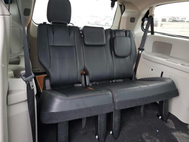Photo 10 from auction – 2014 CHRYSLER TOWN & COU with VIN 2C4RC1BGXER399642