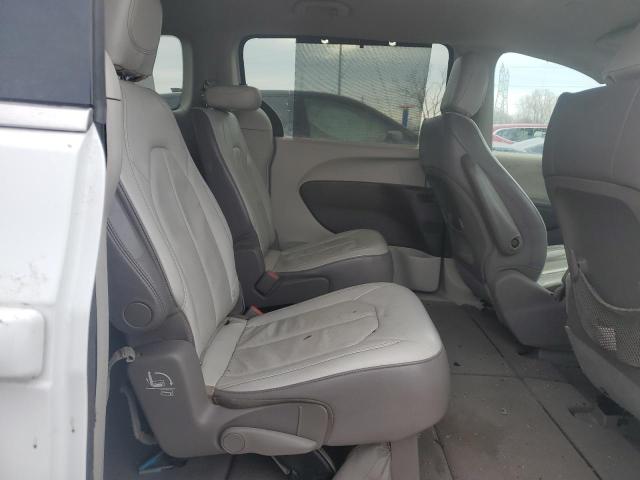 Photo 11 from auction – 2017 CHRYSLER PACIFICA T with VIN 2C4RC1BG3HR759130