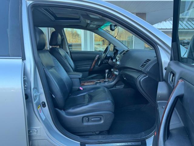 Photo 5 from auction – 2011 TOYOTA HIGHLANDER with VIN JTEDC3EH0B2001886