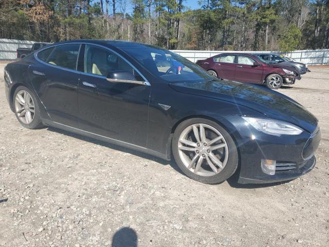 Photo 4 from auction – 2015 TESLA MODEL S 70 with VIN 5YJSA1S25FF089617