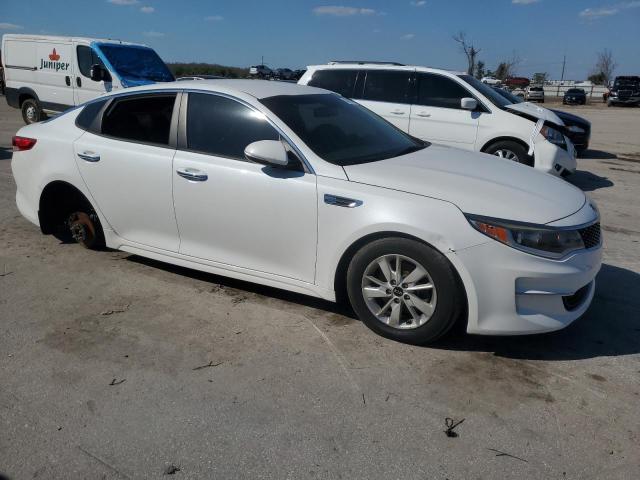 Photo 4 from auction – 2017 KIA OPTIMA LX with VIN 5XXGT4L33HG157809