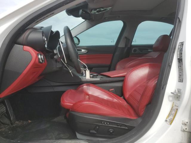 Photo 7 from auction – 2018 ALFA ROMEO GIULIA TI with VIN ZARFAECN3J7565773