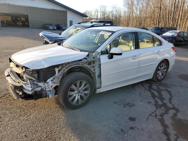 SUBARU LEGACY 2.5 2015 with VIN 4S3BNAE65F3019678 - Photo from auction