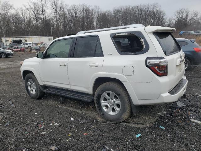 Photo 2 from auction – 2018 TOYOTA 4RUNNER SR with VIN JTEBU5JR8J5604659