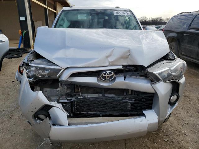 Photo 5 from auction – 2019 TOYOTA 4RUNNER SR with VIN JTEBU5JR6K5643641