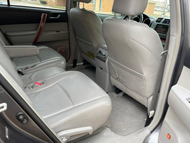 Photo 6 from auction – 2008 TOYOTA HIGHLANDER with VIN JTEES42A582002609