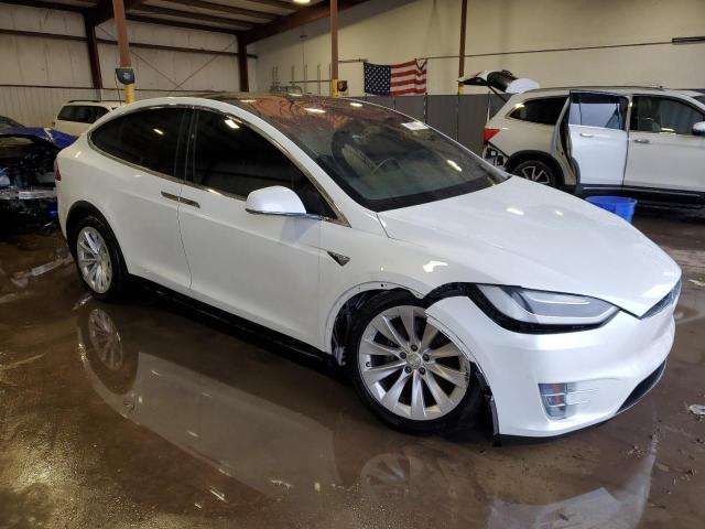 Photo 4 from auction – 2017 TESLA MODEL X with VIN 5YJXCAE20HF060329