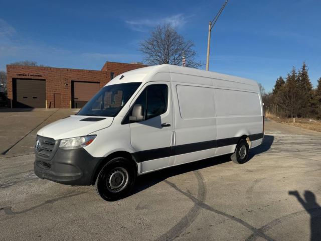 Photo 2 from auction – 2019 FREIGHTLINER SPRINTER 2 with VIN WDRPF1CD0KT009249