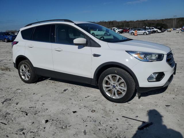 Photo 4 from auction – 2017 FORD ESCAPE SE with VIN 1FMCU9G92HUB66921
