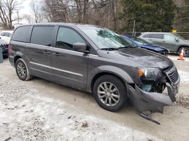 Photo 4 from auction – 2016 CHRYSLER TOWN & COU with VIN 2C4RC1HG1GR158420
