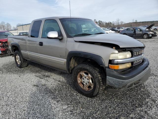 Фото 4 с аукциона – 2001 CHEVROLET SILVERADO с VIN 2GCEK19T311119072
