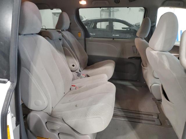 Photo 11 from auction – 2014 TOYOTA SIENNA LE with VIN 5TDKK3DC5ES521566