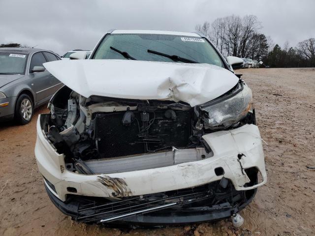 Photo 5 from auction – 2016 TOYOTA HIGHLANDER with VIN 5TDKKRFHXGS139340