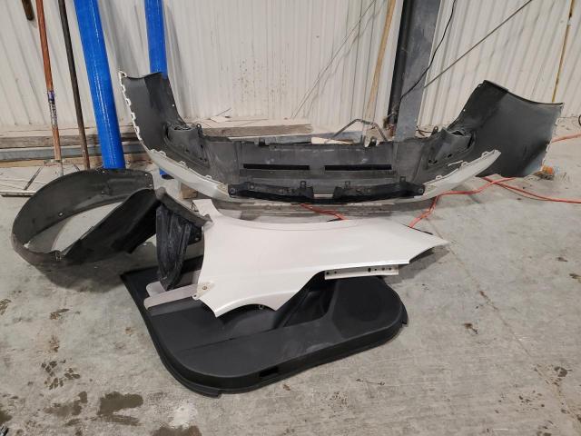 Photo 13 from auction – 2015 SUBARU FORESTER 2 with VIN JF2SJADC2FH423142
