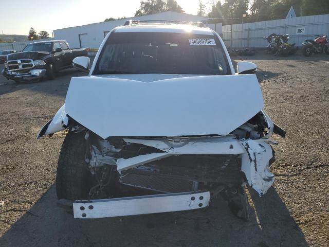 Photo 5 from auction – 2021 TOYOTA 4RUNNER SR with VIN JTEFU5JRXM5233879