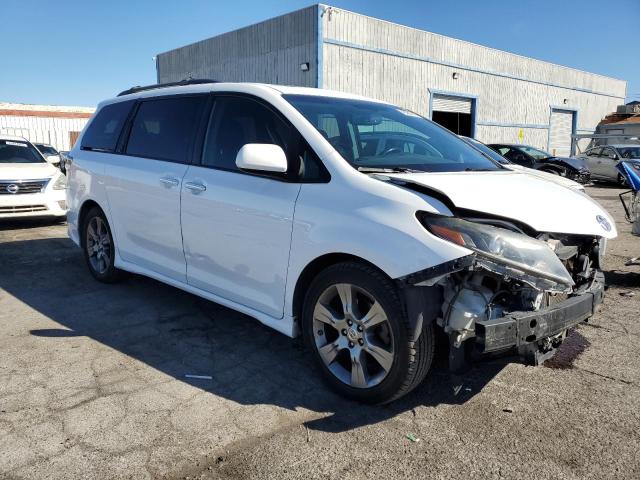 Photo 4 from auction – 2015 TOYOTA SIENNA SPO with VIN 5TDXK3DC6FS594176