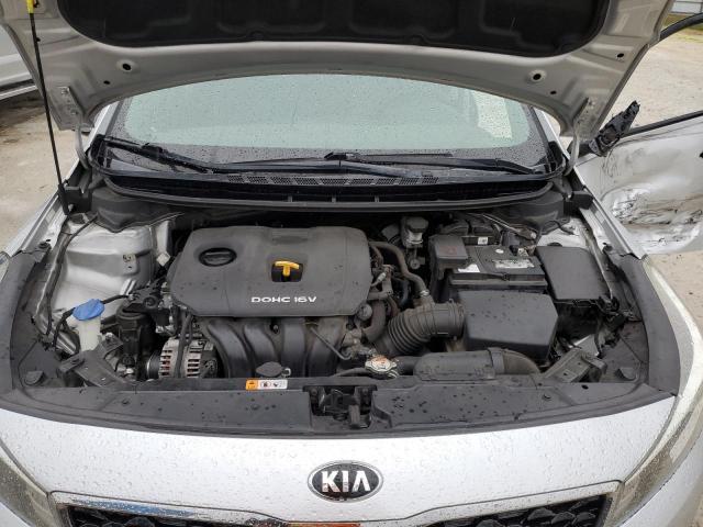 Снимка 11 от търг – 2017 KIA FORTE LX с VIN 3KPFL4A71HE113186