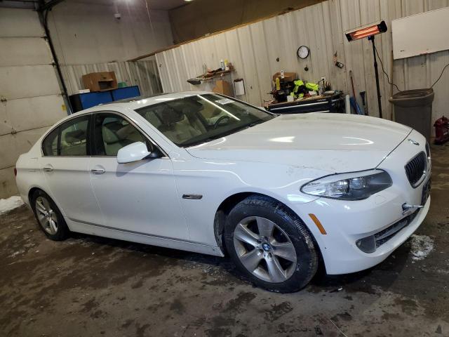 Photo 4 from auction – 2013 BMW 528 XI with VIN WBAXH5C54DDW14007