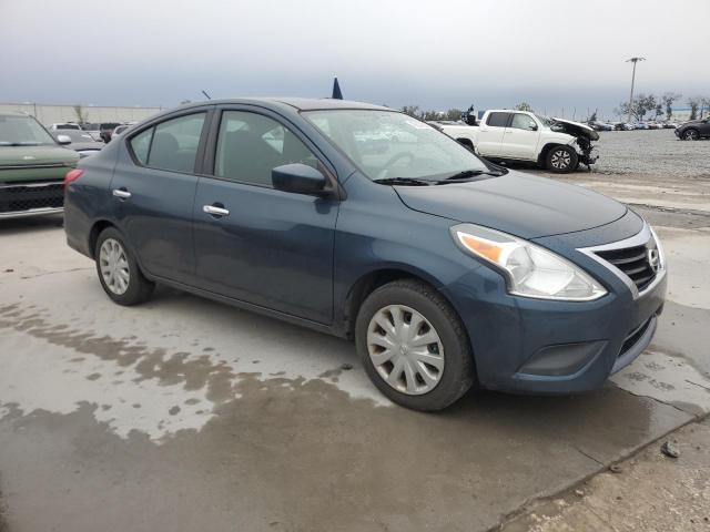 Снимка 4 от търг – 2017 NISSAN VERSA S с VIN 3N1CN7AP3HL881040