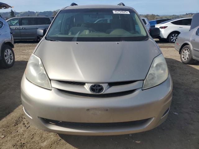 Photo 5 from auction – 2010 TOYOTA SIENNA CE with VIN 5TDKK4CC9AS343369
