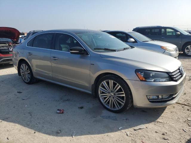 Photo 4 from auction – 2014 VOLKSWAGEN PASSAT SE with VIN 1VWBS7A35EC098286