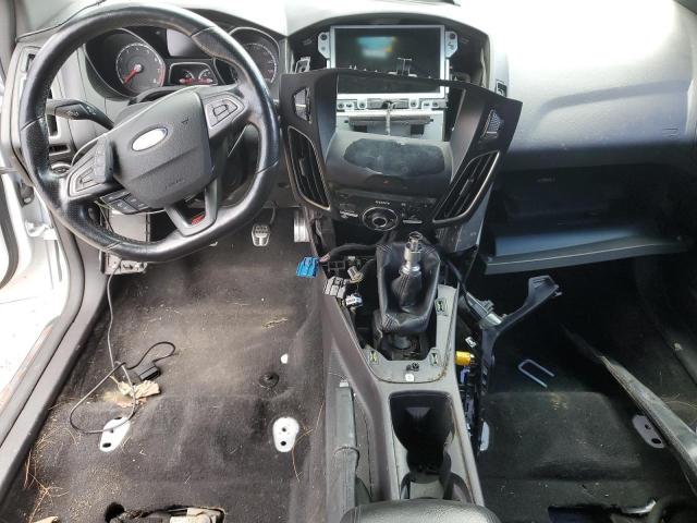 Снимка 8 от търг – 2015 FORD FOCUS ST с VIN 1FADP3L91FL275592