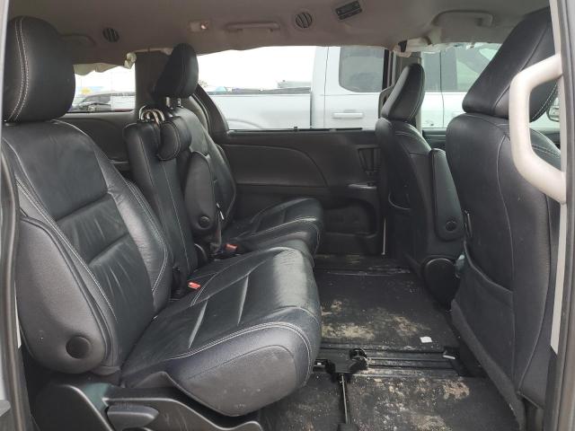 Photo 11 from auction – 2017 TOYOTA SIENNA SE with VIN 5TDXZ3DC5HS851844