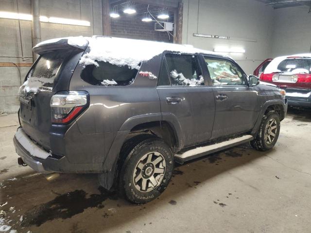 Photo 3 from auction – 2018 TOYOTA 4RUNNER SR with VIN JTEBU5JR1J5609038