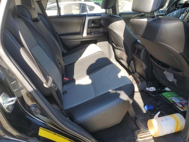 Photo 11 from auction – 2017 TOYOTA 4RUNNER SR with VIN JTEBU5JR2H5424832