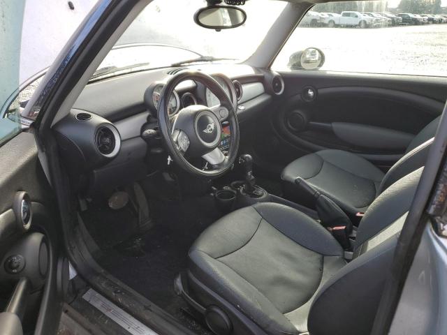 Photo 8 from auction – 2009 MINI COOPER with VIN WMWMF33549TW78073