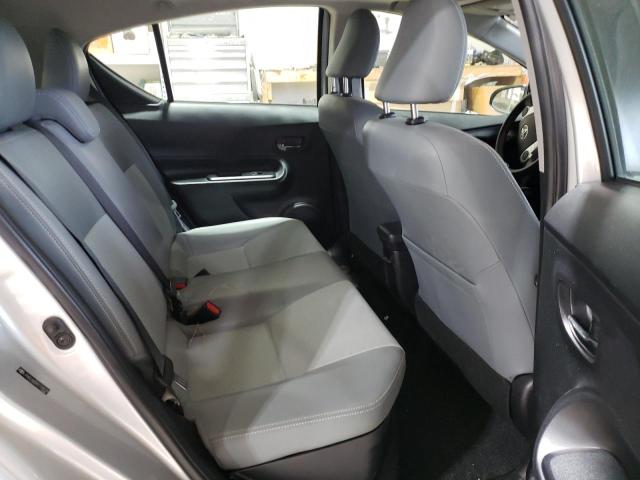 Photo 10 from auction – 2016 TOYOTA PRIUS C with VIN JTDKDTB32G1134129