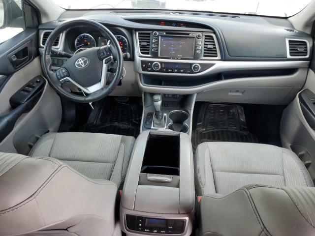 Photo 8 from auction – 2018 TOYOTA HIGHLANDER with VIN 5TDZZRFH1JS252482