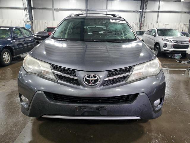 Photo 5 from auction – 2015 TOYOTA RAV4 XLE with VIN JTMRFREVXFD168793