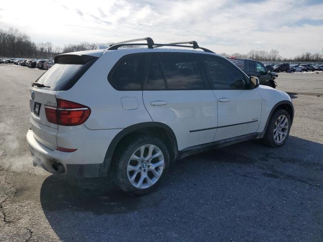 Photo 3 from auction – 2011 BMW X5 XDRIVE3 with VIN 5UXZW0C52BL370797