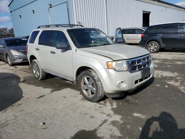 Photo 4 from auction – 2009 FORD ESCAPE XLT with VIN 1FMCU03G69KB02071