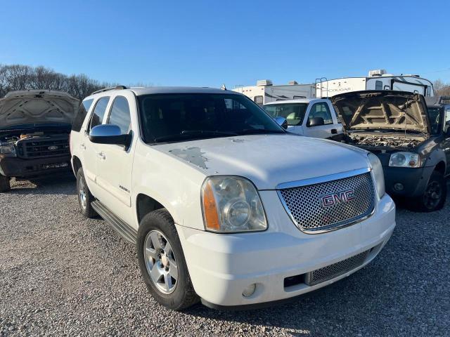 GMC YUKON 2007 with VIN 1GKFC13J37J106849 - Photo from auction