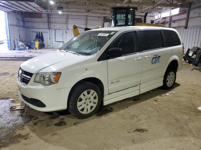 DODGE GRAND CARA 2016 مع رقم تعريف المركبة 2C4RDGBG1GR340272 - صورة من المزاد
