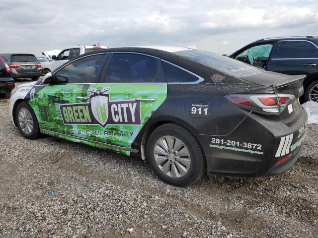 Photo 2 from auction – 2016 HYUNDAI SONATA HYB with VIN KMHE24L16GA008907