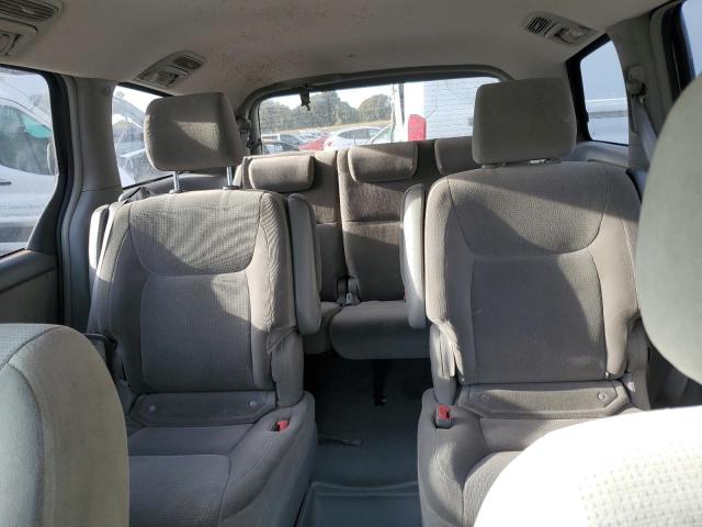 Photo 10 from auction – 2004 TOYOTA SIENNA CE with VIN 5TDZA23C34S212187