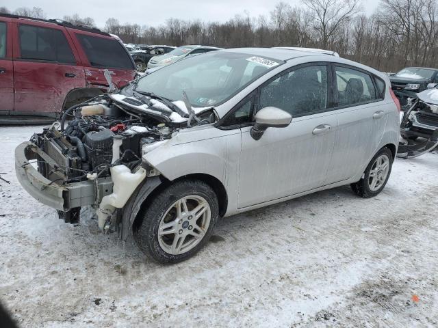 FORD FIESTA SE 2019 with VIN 3FADP4EJ1KM110387 - Photo from auction