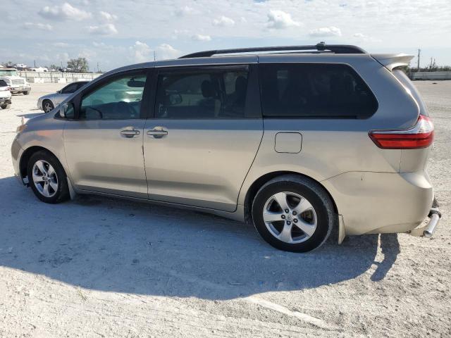 Photo 2 from auction – 2015 TOYOTA SIENNA LE with VIN 5TDKK3DC0FS668850