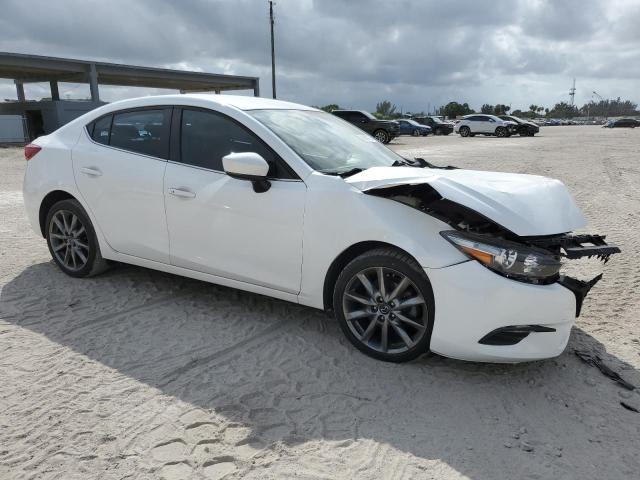 Photo 4 from auction – 2018 MAZDA 3 TOURING with VIN 3MZBN1V32JM254355