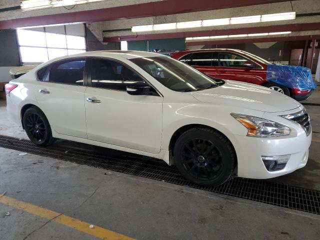 Photo 4 from auction – 2013 NISSAN ALTIMA 2.5 with VIN 1N4AL3AP2DN431463