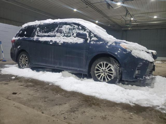 Photo 4 from auction – 2018 TOYOTA SIENNA XLE with VIN 5TDYZ3DC3JS943626