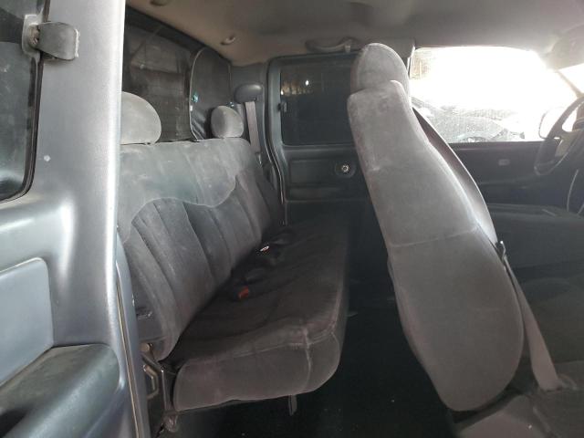 Photo 10 from auction – 2001 CHEVROLET SILVERADO with VIN 1GCEC19V51Z144531