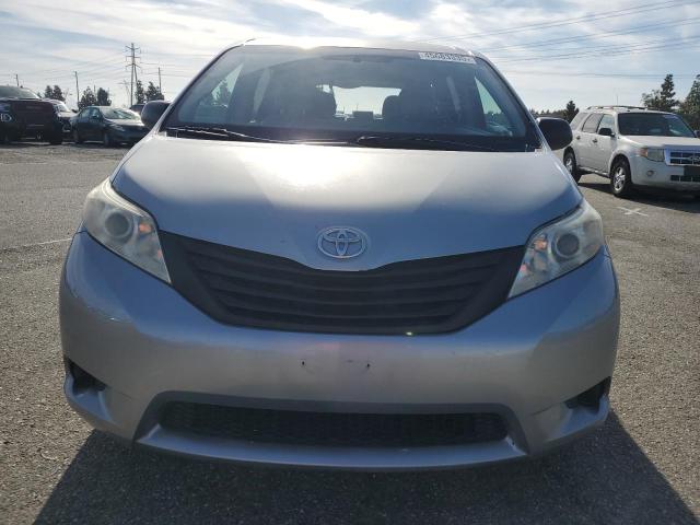 Photo 5 from auction – 2015 TOYOTA SIENNA with VIN 5TDZK3DC9FS579311