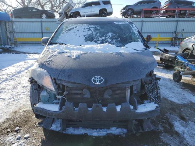 Photo 5 from auction – 2015 TOYOTA SIENNA LE with VIN 5TDKK3DC5FS653549
